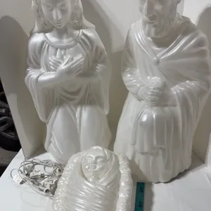 Vintage 3-piece pearly white Nativity blow mold set