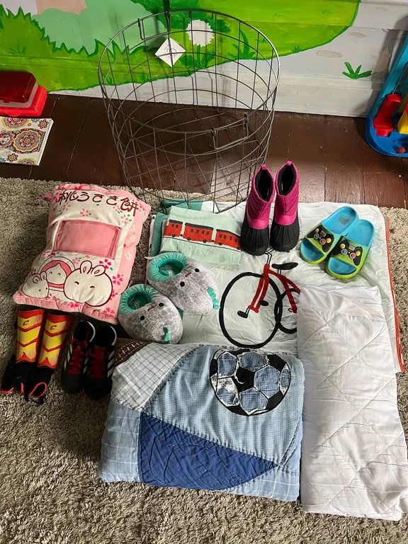 Children's Bedding, Basket & Footwear Lot