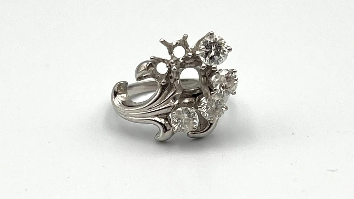 14K White Gold Ring with Clear Stones