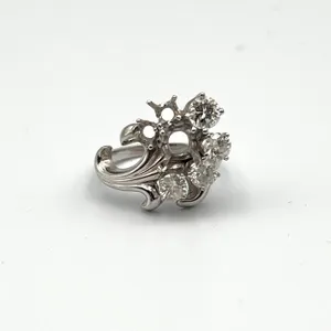 14K White Gold Ring with Clear Stones