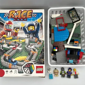 LEGO Race 3000 Set 3839 with Minifigures