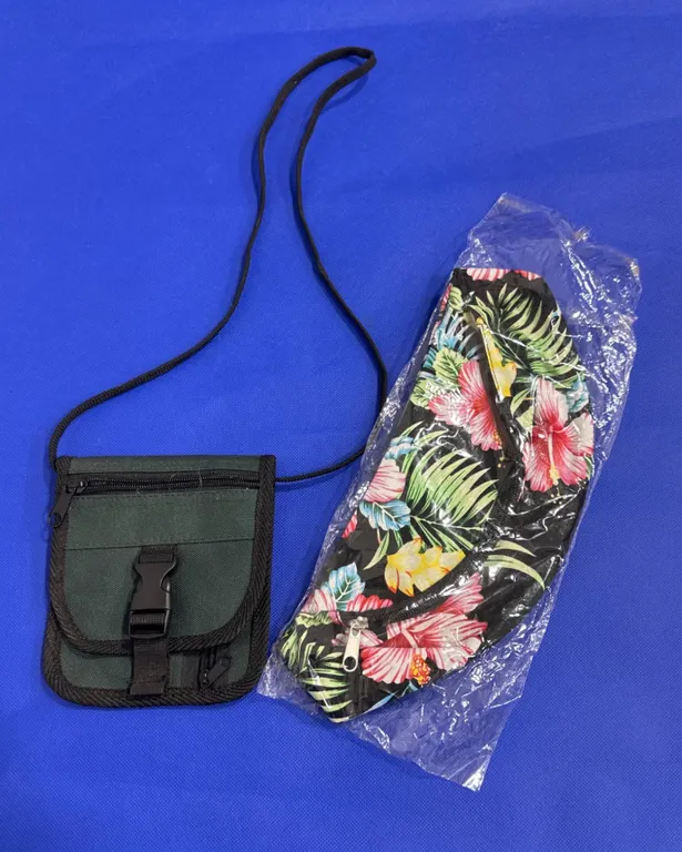 Green Mini Shoulder Bag and Home-X Tropical Print Face Mask