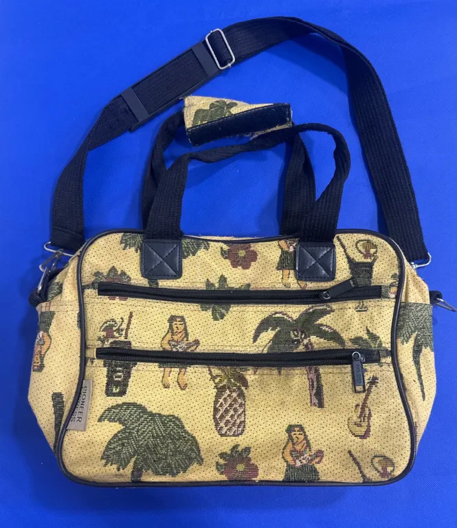 Tropical-Themed Tote Bag with Adjustable Strap and Multiple Pockets