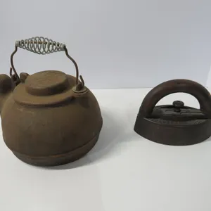 Wagner Ware Kettle and Sad Iron