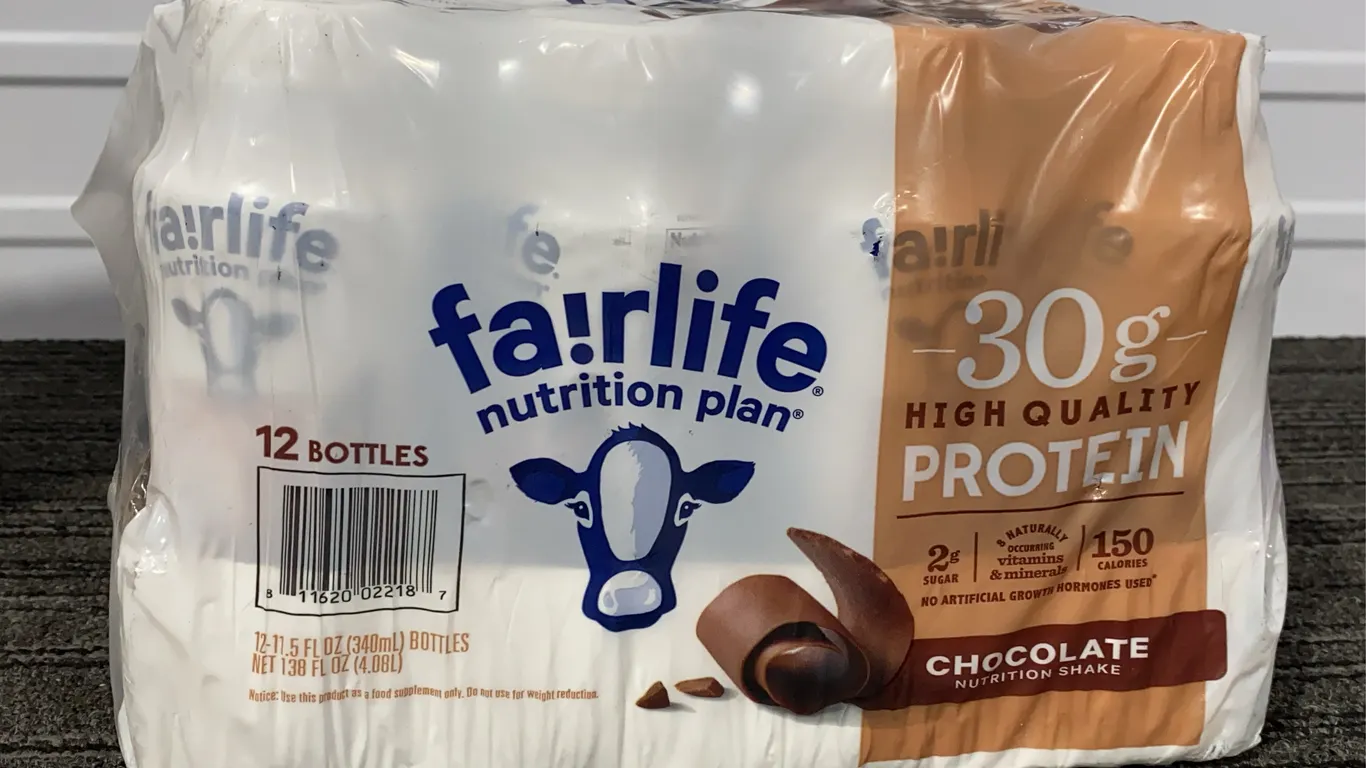 *NEW* Fairlife Chocolate Protein Shake 12 Bottles - Best By 5/2027