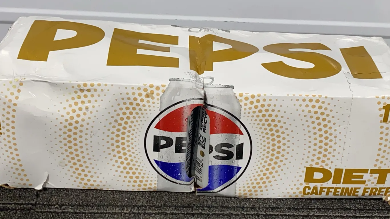 *NEW* Diet Pepsi Caffeine Free, 12 Pack - Best By: 9/2026