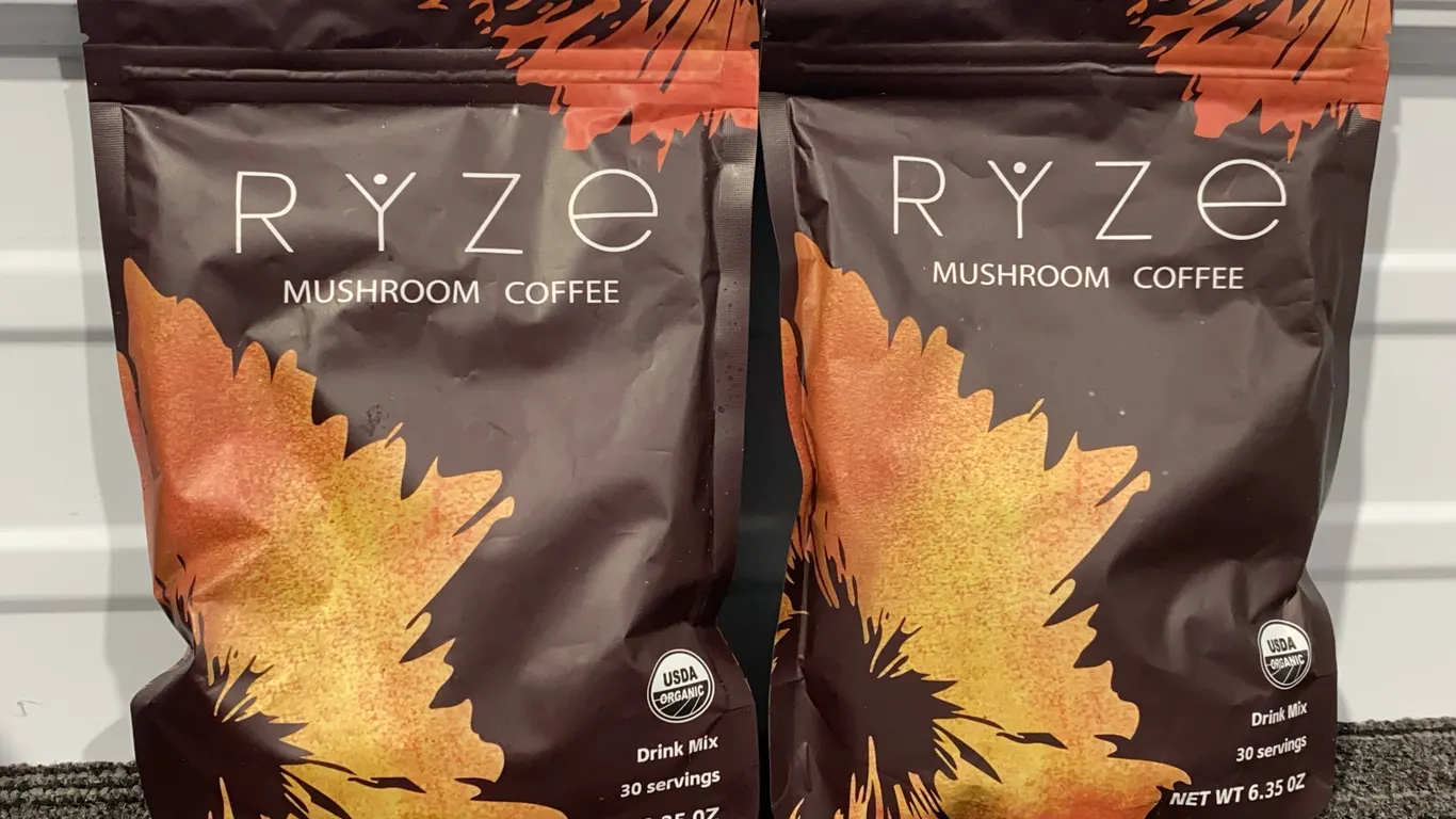*NEW* Ryze Mushroom Coffee 2 Bags - Best By 12/2027