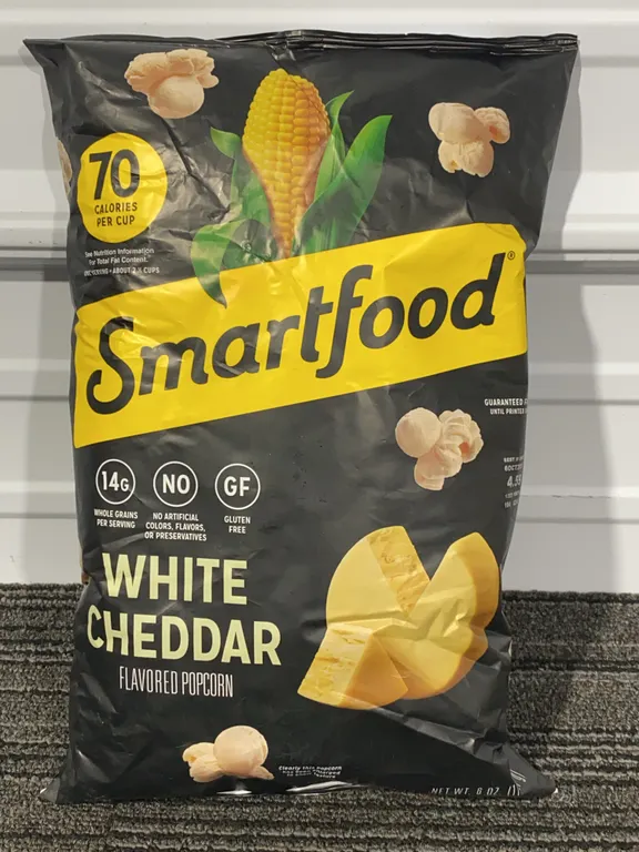 *NEW* Smartfood White Cheddar Flavored Popcorn, 6 oz - Best By: 10/2026