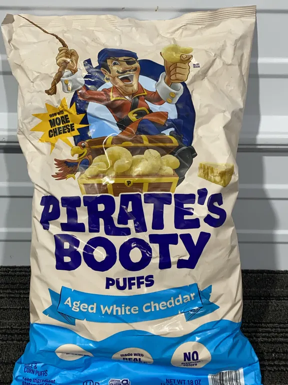 *NEW* Pirate's Booty Aged White Cheddar Puffs, 18 oz - Best By: 11/2027