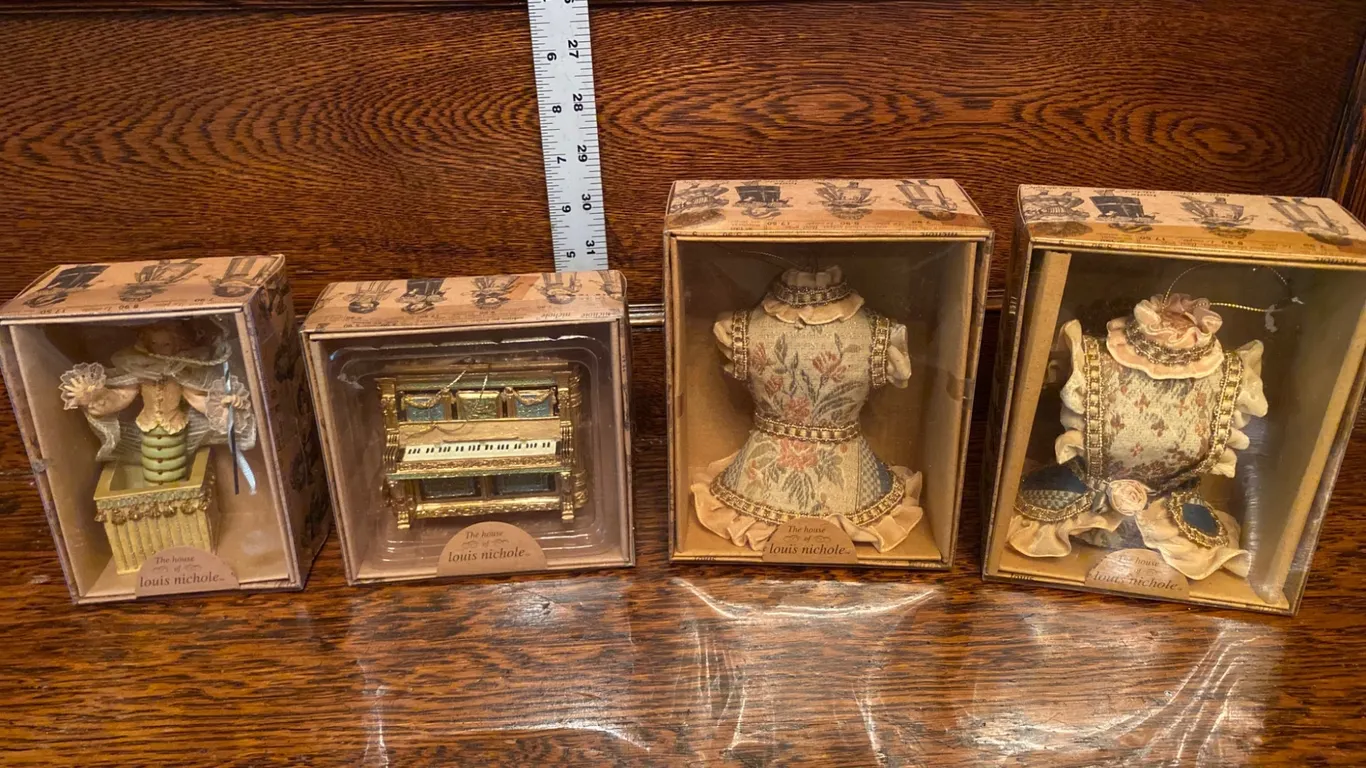 4 Louis Nichole Decorative Collectibles in Original Boxes