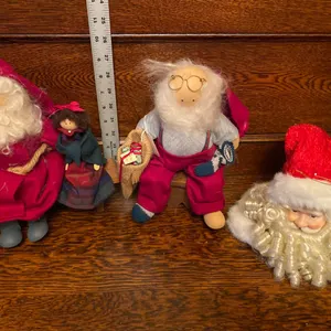 Santa Claus Figurines and Dolls, Mixed Era