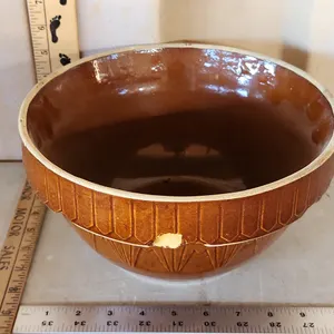 Vintage U.S.A. Crock Mixing Bowl Brown Glaze Picket Fence Pattern Mfg Chip On Edge 10.25"X5.25"