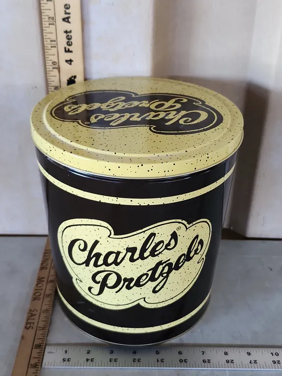 Charles Pretzels Tin Decor, Reproduction