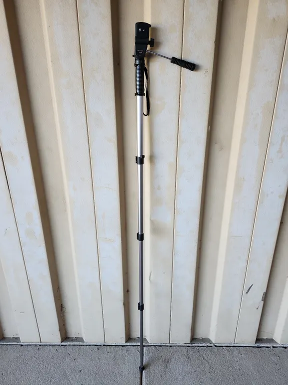 Promaster 1700 Monopod For Cameras Extends To 6'