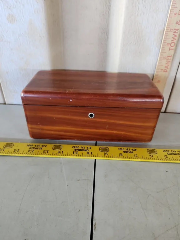 Vintage Lane Cedar Chest Altavista, VA Jewelry Box 9"X4.25"X4"