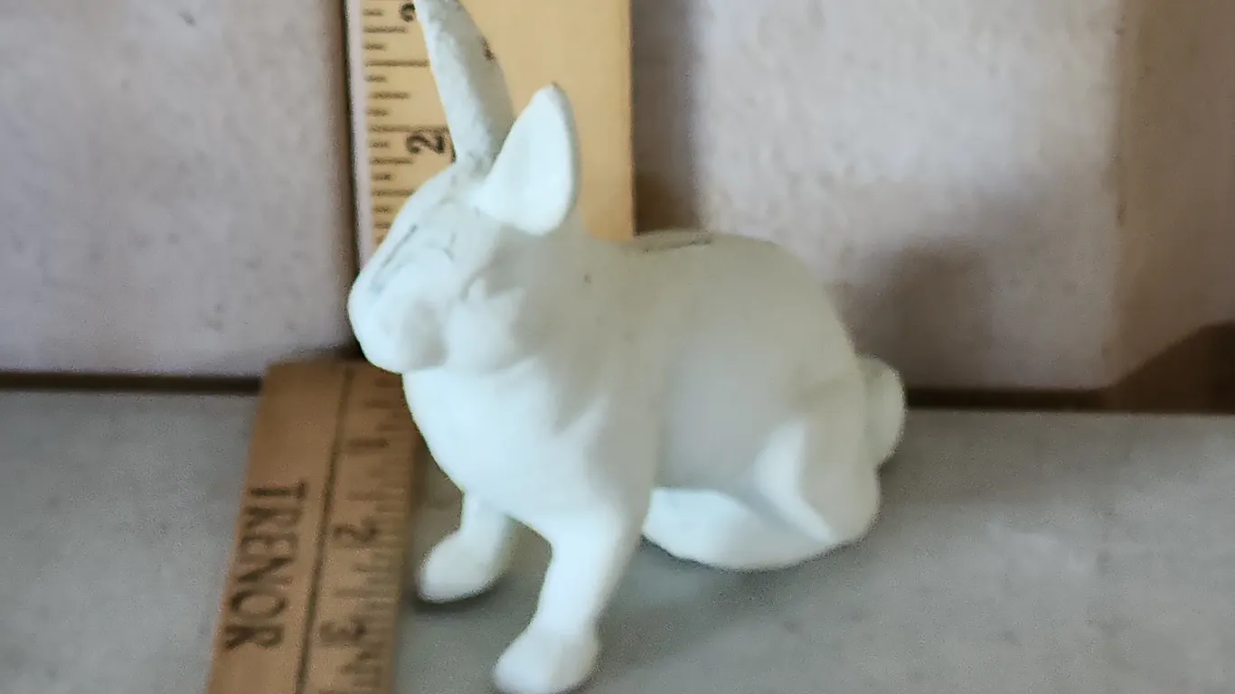 Small Cast Iron Rabbit 4"X2"X4.5"