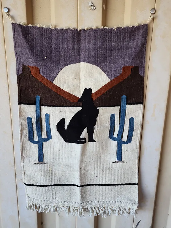 Vintage Native American/Southwestern Style Howling Wolf Tapestry 29"X46"