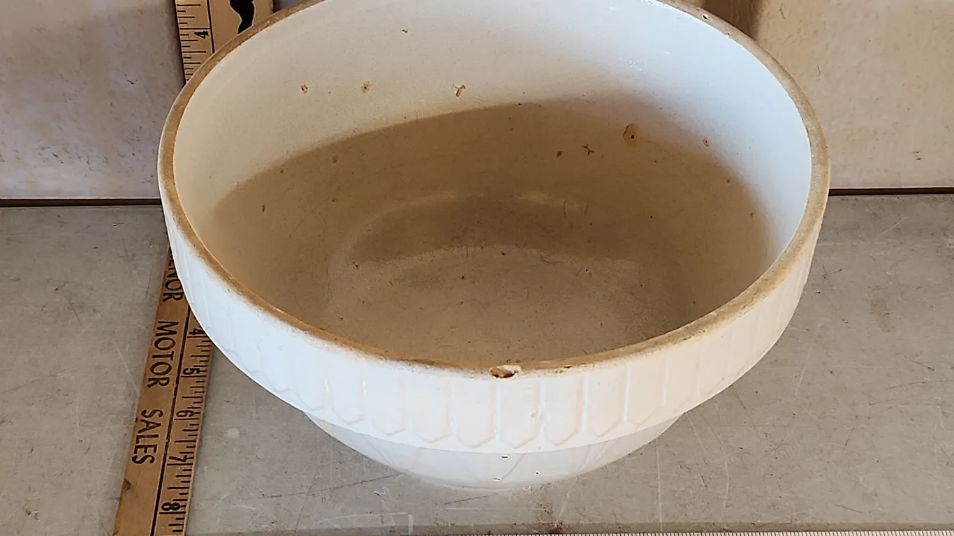 Vintage Crock Mixing Bowl White Glaze Picket Fence Pattern Chipped 10.25"X5.25"