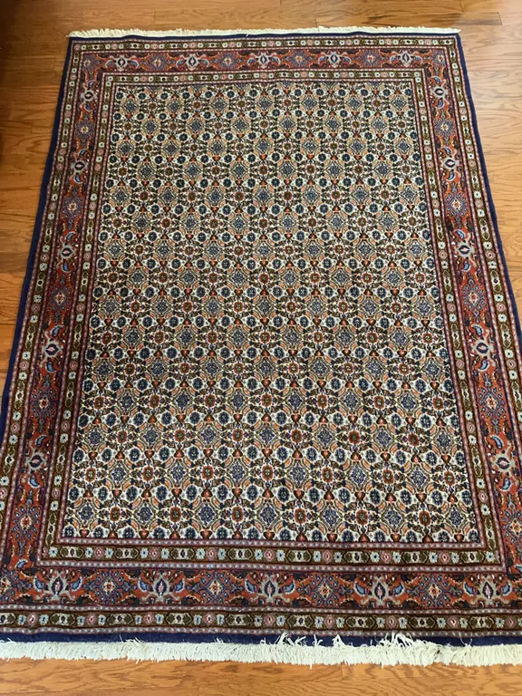 Gorgeous silk handknotted area rug