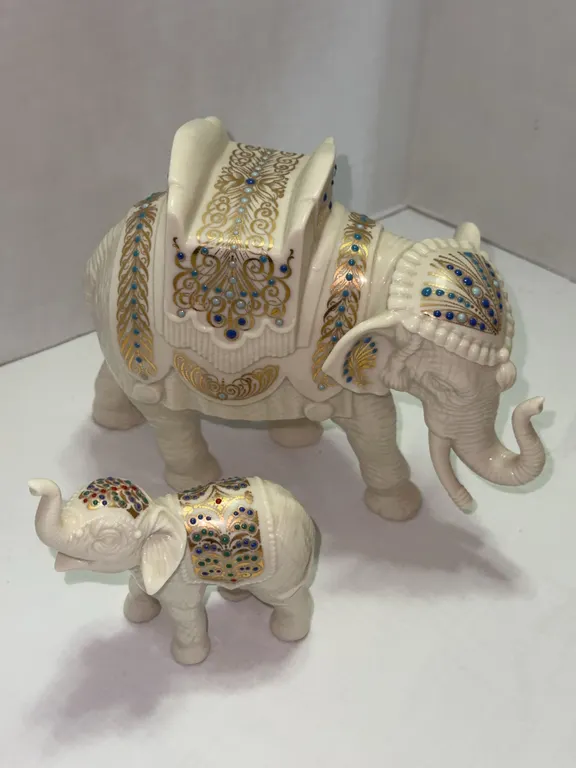 LENOX - Lenox China Jewels Collection - Elephant figurines x2