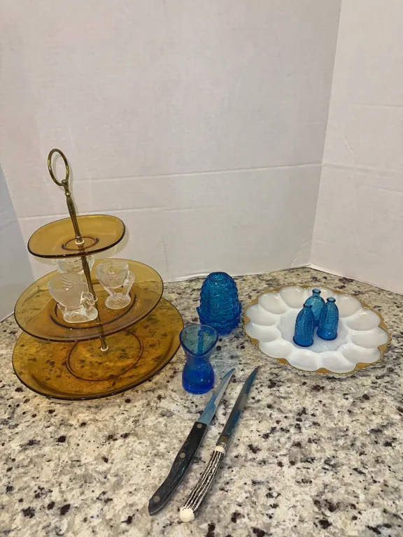 Misc kitchenware items