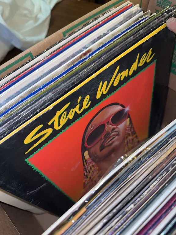 Albums - R& B + Pop
