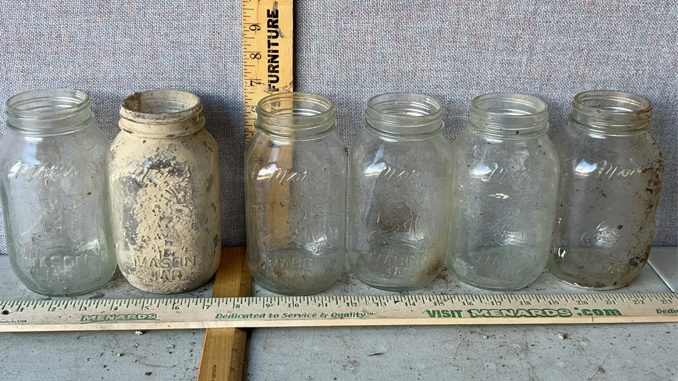 6 Vintage Moms Mason Jars 1 Qt. Glass Canning Jars