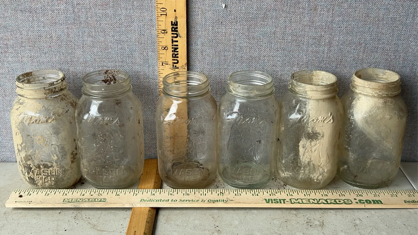6 Vintage Moms Mason Jars 1 Qt. Glass Canning Jars