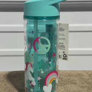 *NEW* 14 Oz Tritan Water Bottle Unicorns & Rainbows - BPA Free