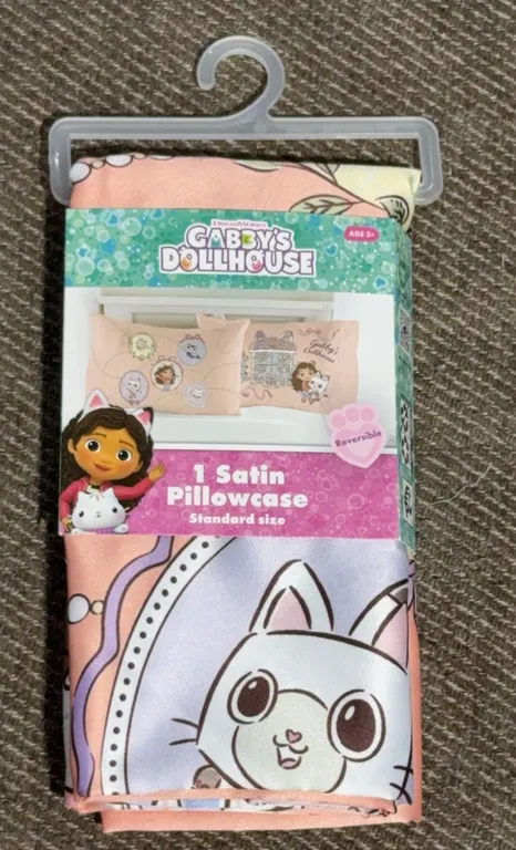 *NEW* Gabby’s Dollhouse Pink Reversible Silky Satin Pillowcase, Standard Size, 1-Pack