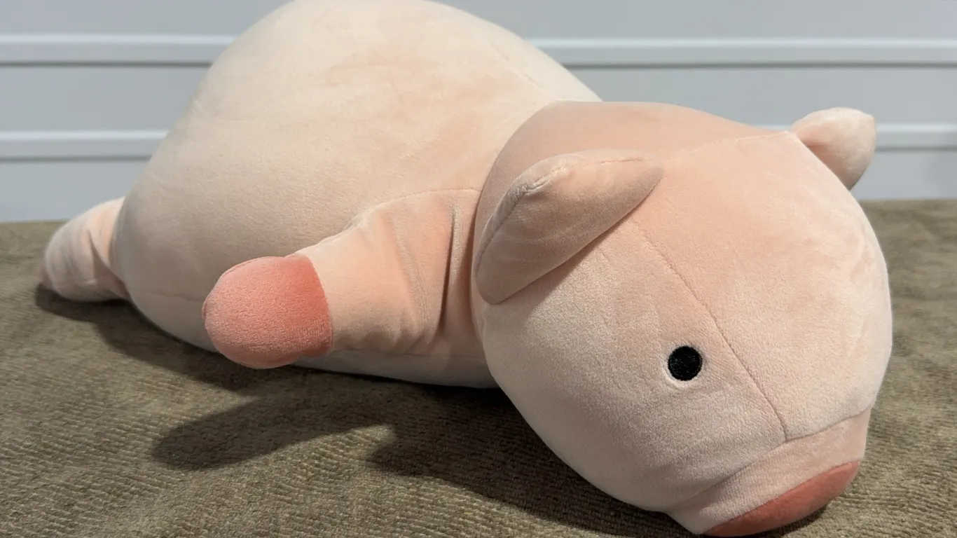 *NEW* Pillowfort Pig Weighted Plush Kids' Throw Pillow Pink
