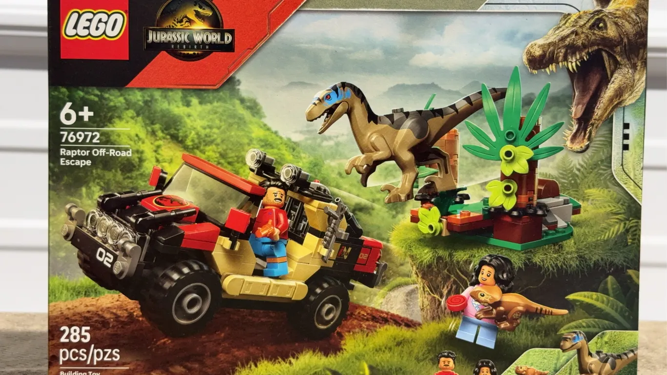 *NEW* LEGO Jurassic World Raptor Off-Road Escape (76972)