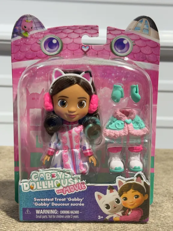 *NEW* Gabby's Dollhouse: The Movie, Sweetest Treat Gabby Doll, Confection-Themed Snow Gear & Accesso
