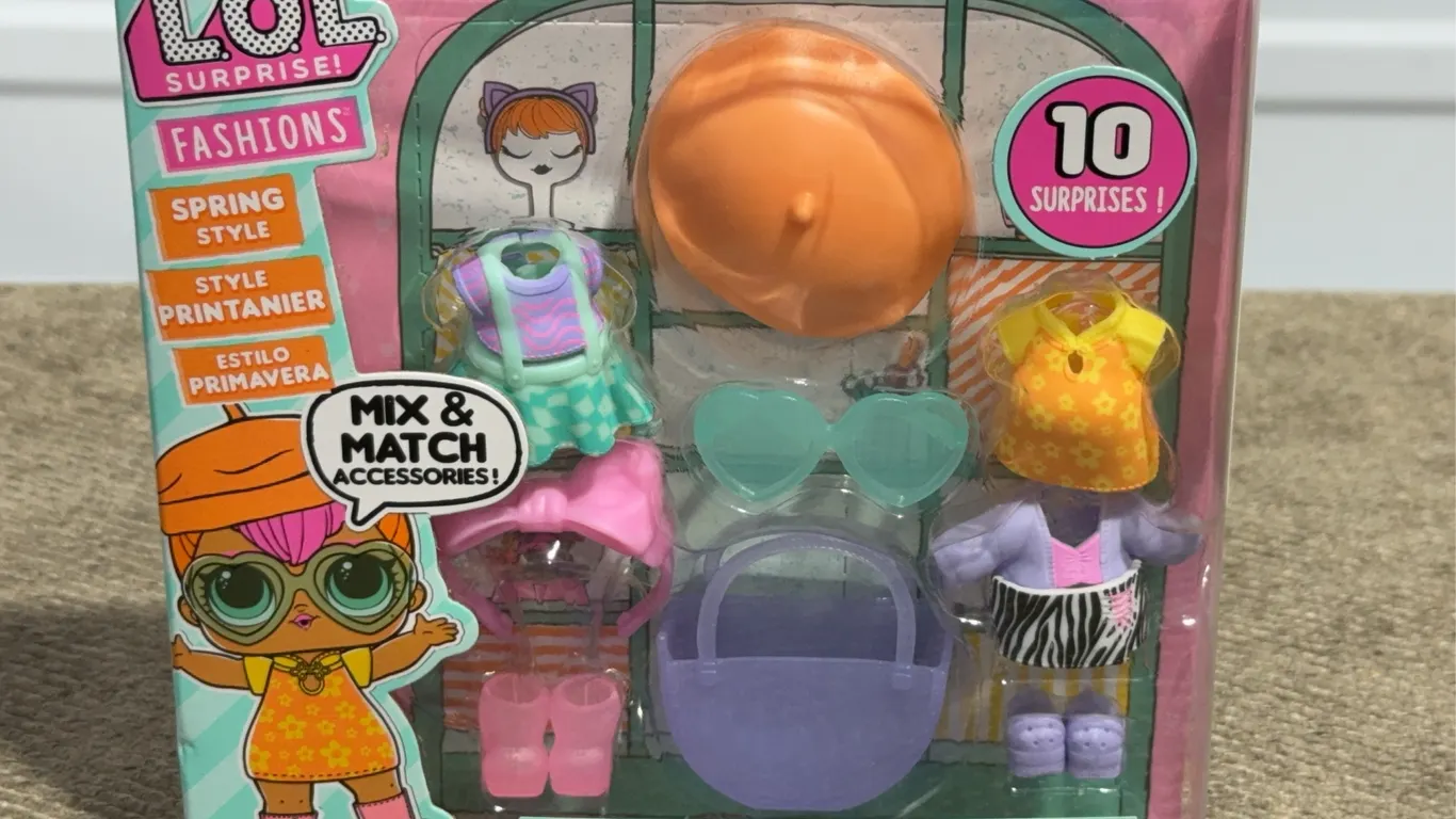 *NEW* L.O.L. Surprise! Fashion Pack, Spring Style, 6 Unique Styles, Doll Accessories