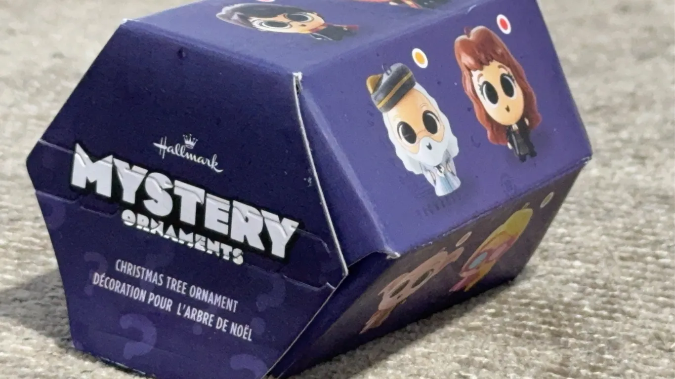 *NEW* Hallmark Harry Potter Mystery Ornament Surprise Capsule