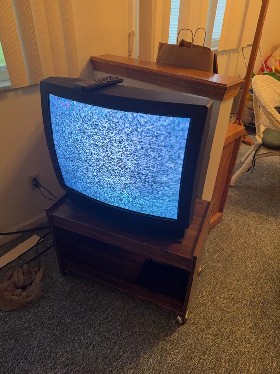Working Box Tv and Stand