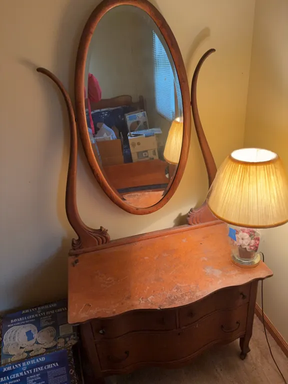 Vintage dresser with mirror