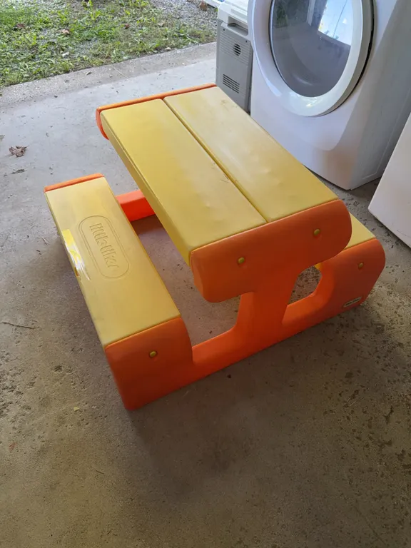 Little tykes kids picnic table