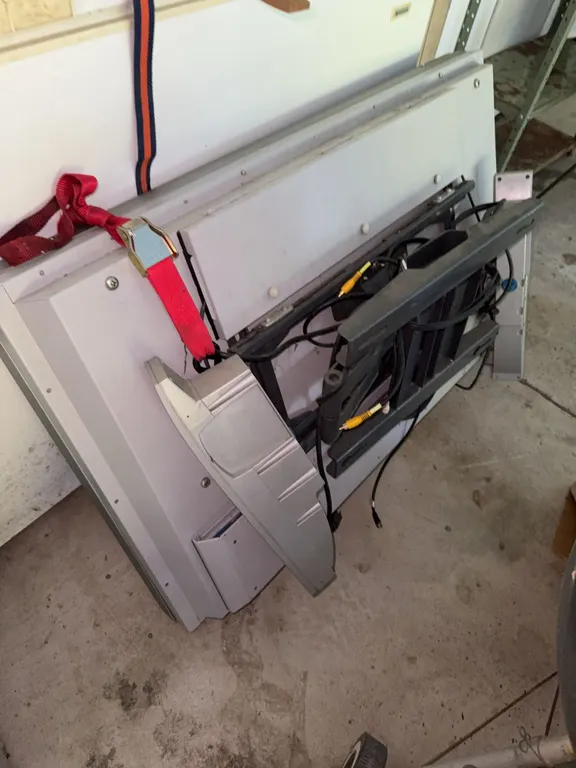 Old tv with wall mount