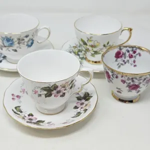 Teacups & Saucers