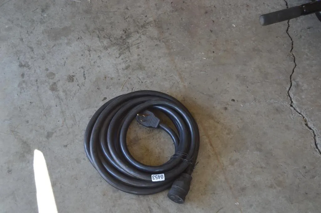 BRAND NEW RV EXTENTION CORD