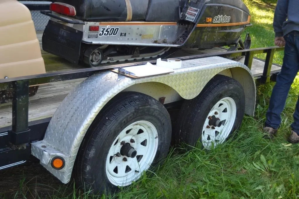 16 FT TANDEM AXLE TRAILER WITH NEW Tires MFG 2008