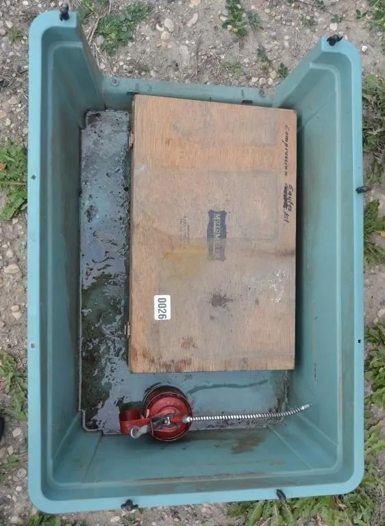 Box of assorted air compressor testing equiptment