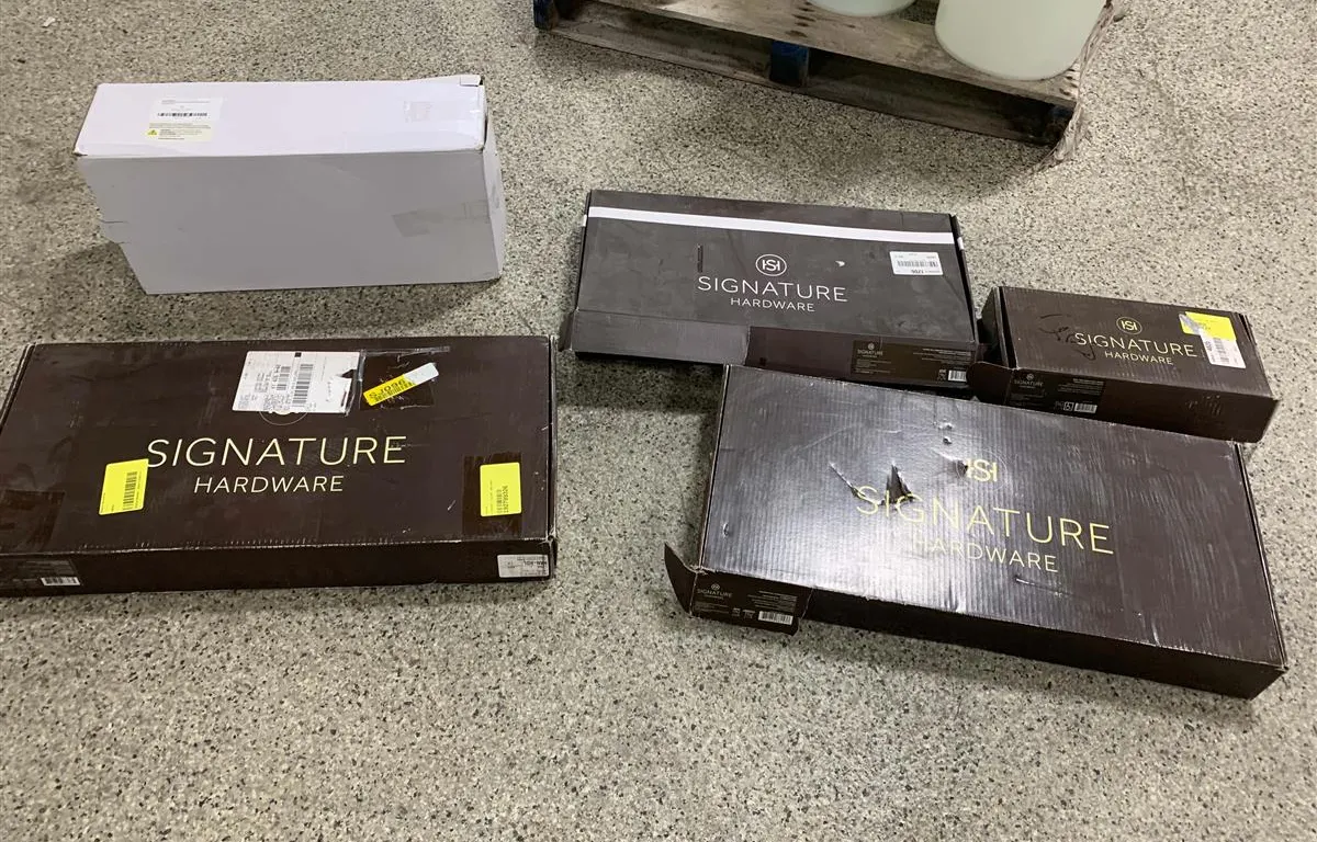 (3) Kitchen Faucet, Shower Head & Tub Faucet
UNRESERVED