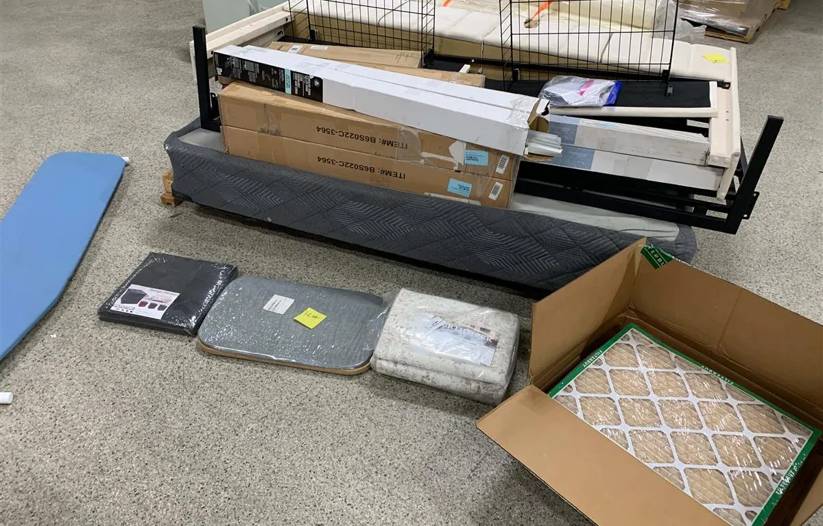 King Bed Frame, Mattress & Household Assortment
UNRESERVED