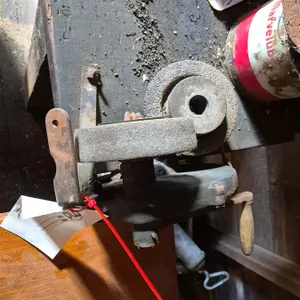 Vintage Bench Grinder
 UNRESERVED