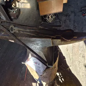 Peter England Anvil Blacksmith Leg Vise with Tongs
 UNRESERVED