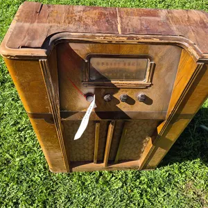 Phonola Console Radio
 UNRESERVED