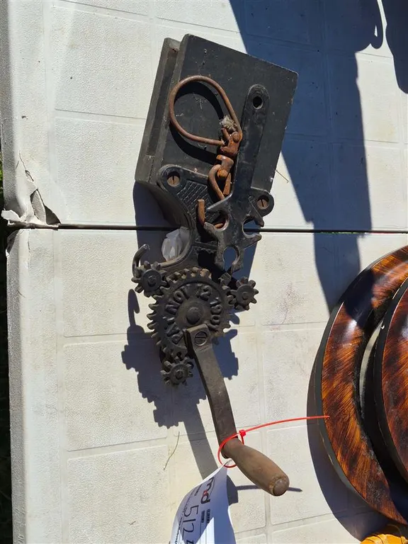 Vintage Hand Crank Rope Making Tool
UNRESERVED