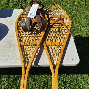 Torpedo 14" x 42" Wooden Snowshoes
 UNRESERVED